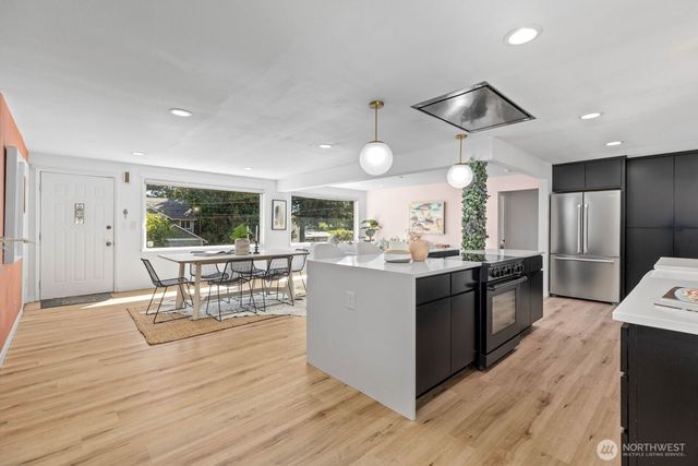 3516 SW 107th St., Seattle, WA 98146