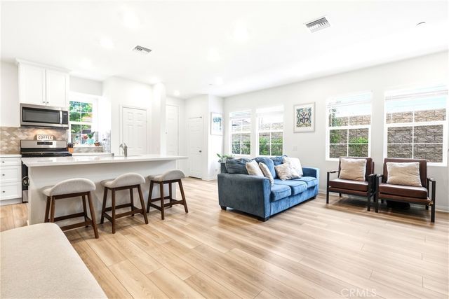 4005 E Carmel Privado Avenue, Ontario, CA 91761