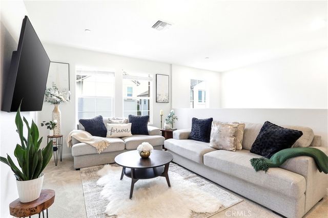 4005 E Carmel Privado Avenue, Ontario, CA 91761