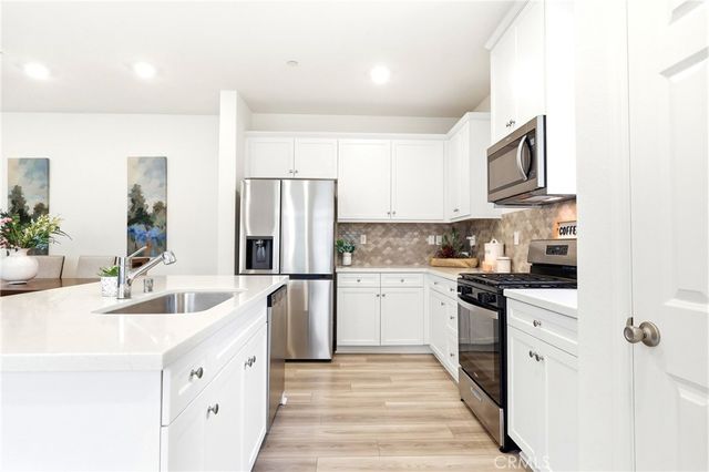 4005 E Carmel Privado Avenue, Ontario, CA 91761