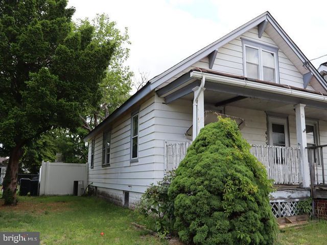 433 HIGHLAND AVE, Westville, NJ 08093