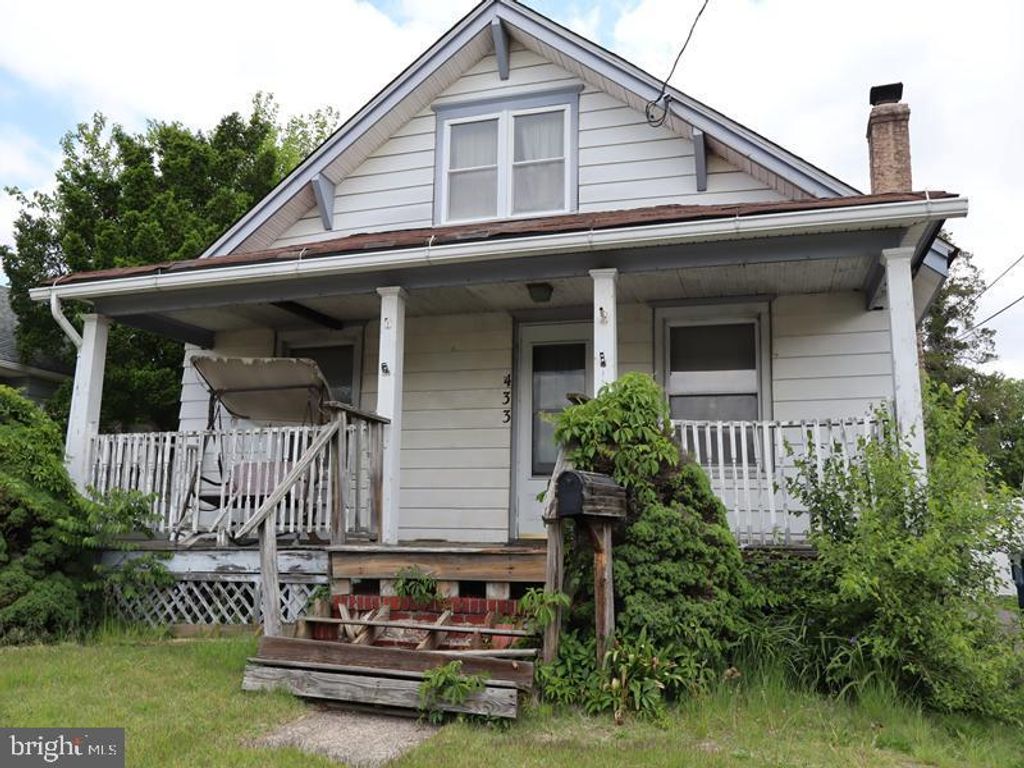433 HIGHLAND AVE, Westville, NJ 08093