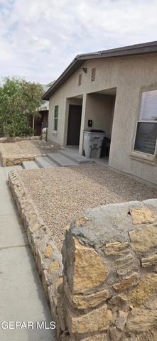3328 Lincoln B, El Paso, TX 79930