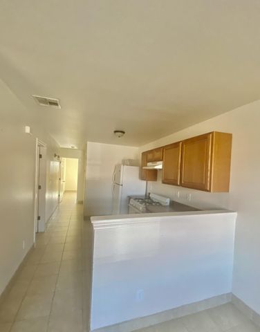 3328 Lincoln B, El Paso, TX 79930
