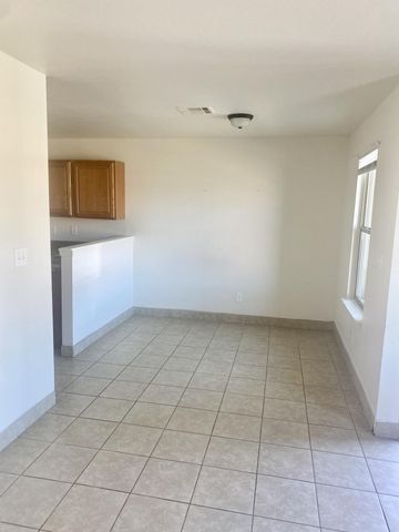 3328 Lincoln B, El Paso, TX 79930