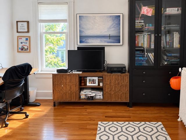 429-431 Parker St 431, Newton, MA 02459
