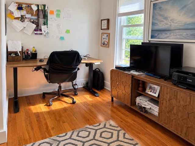 429-431 Parker St 431, Newton, MA 02459