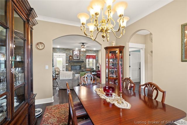 3009 Falcon Ridge Court, Jeffersonville, IN 47130
