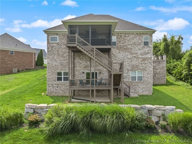 3009 Falcon Ridge Court, Jeffersonville, IN 47130