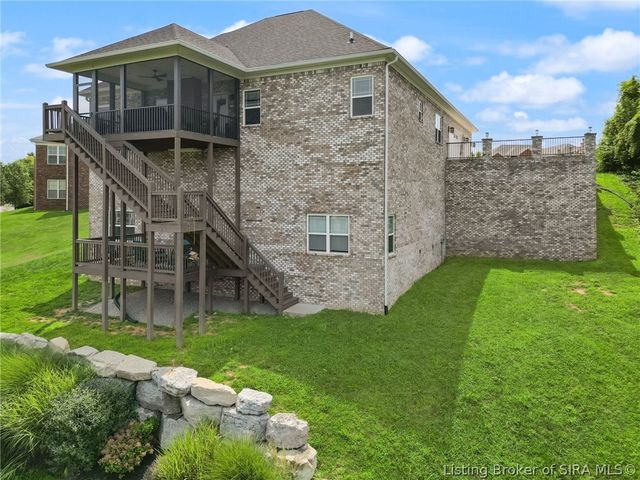 3009 Falcon Ridge Court, Jeffersonville, IN 47130