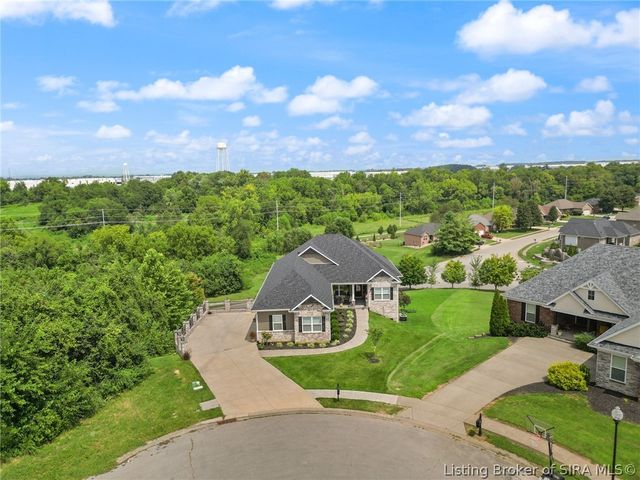 3009 Falcon Ridge Court, Jeffersonville, IN 47130