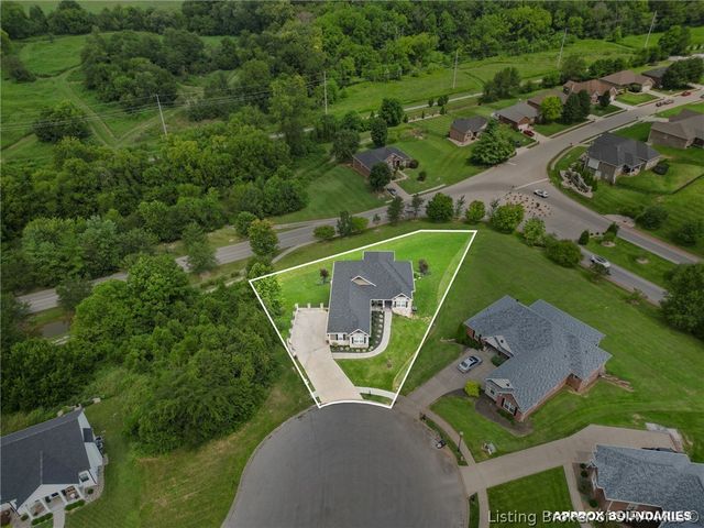 3009 Falcon Ridge Court, Jeffersonville, IN 47130