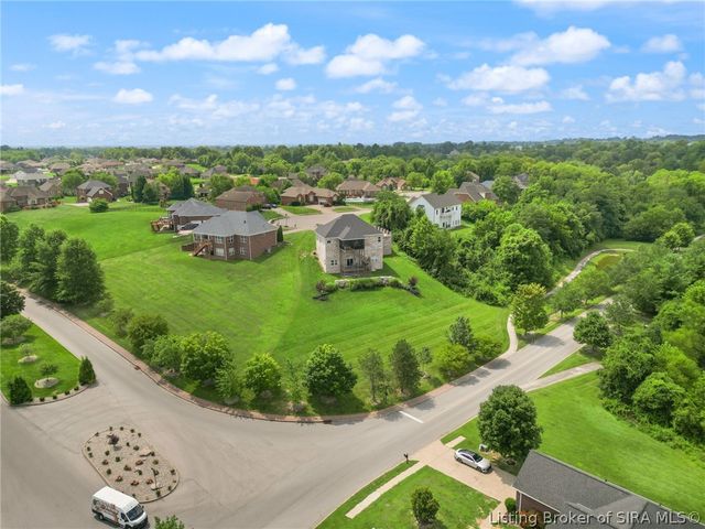 3009 Falcon Ridge Court, Jeffersonville, IN 47130