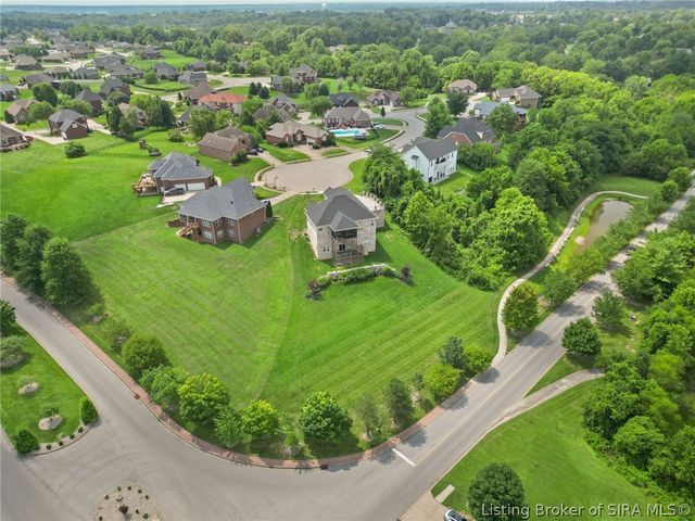 3009 Falcon Ridge Court, Jeffersonville, IN 47130
