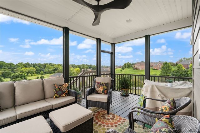 3009 Falcon Ridge Court, Jeffersonville, IN 47130