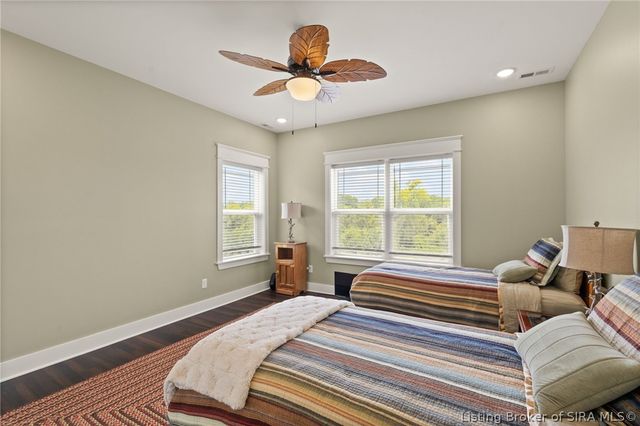 3009 Falcon Ridge Court, Jeffersonville, IN 47130