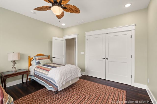 3009 Falcon Ridge Court, Jeffersonville, IN 47130