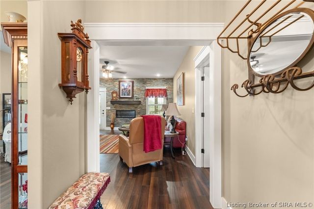 3009 Falcon Ridge Court, Jeffersonville, IN 47130