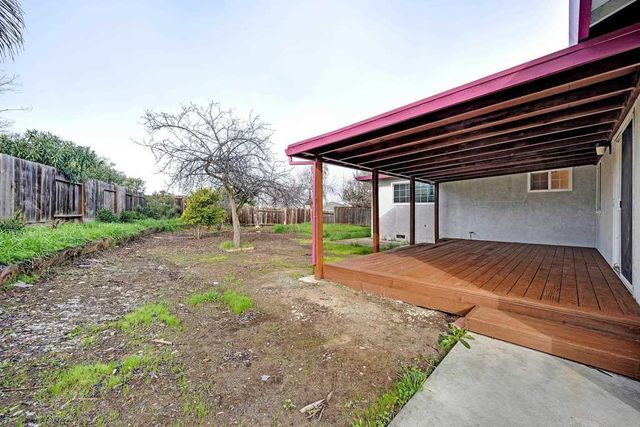 101 Atherton Circle, Pittsburg, CA 94565