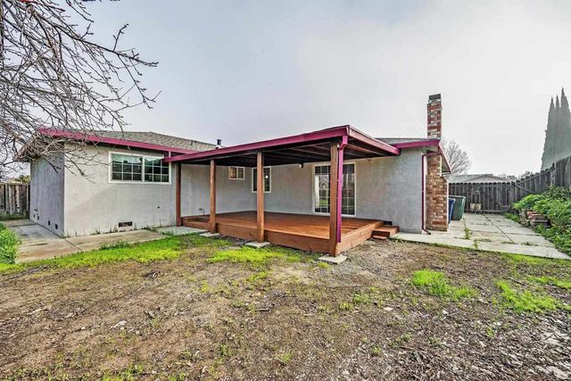 101 Atherton Circle, Pittsburg, CA 94565