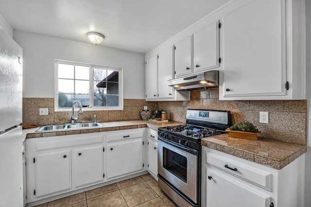 101 Atherton Circle, Pittsburg, CA 94565