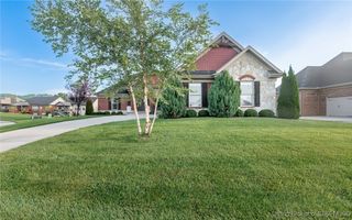 3008 Saratoga Lane, Sellersburg, IN 47172