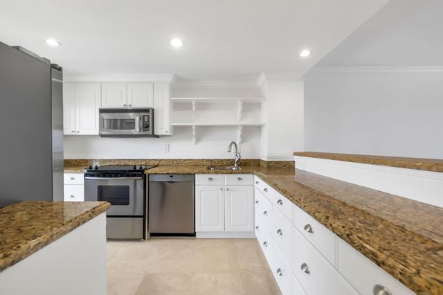 750 N Ocean Blvd 1707, Pompano Beach, FL 33062