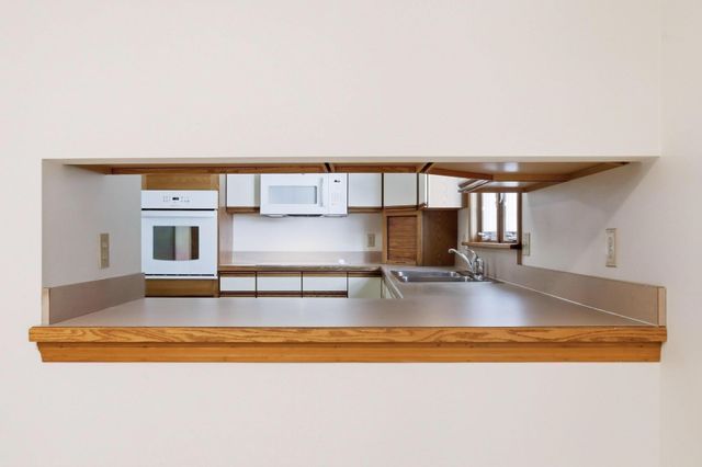 147 Woodland Road, Southborough, MA 01772