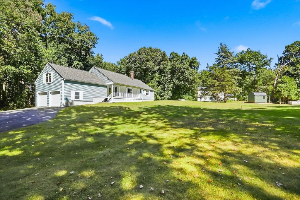 147 Woodland Road, Southborough, MA 01772