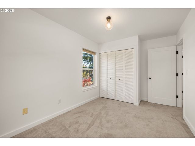 4422 N ALBINA Ave, Portland, OR 97217