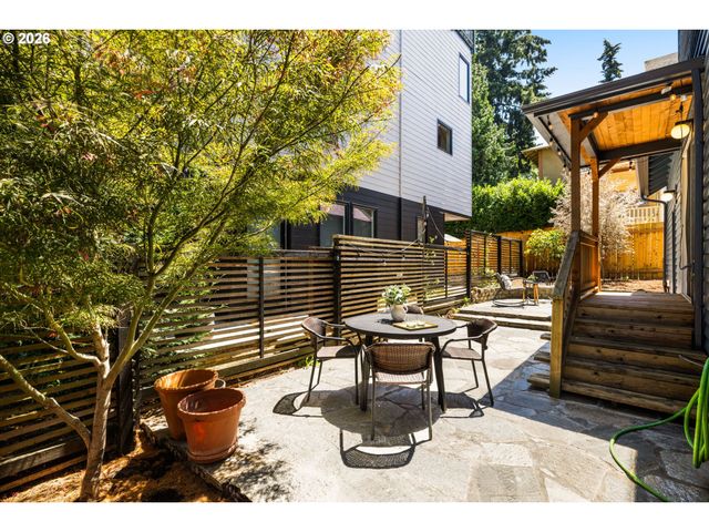 4422 N ALBINA Ave, Portland, OR 97217