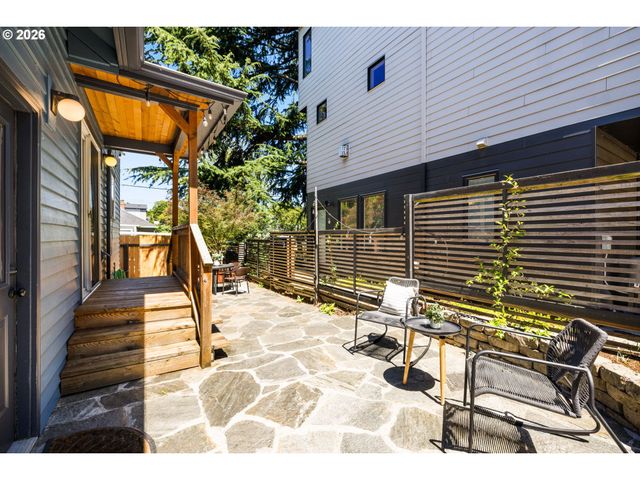4422 N ALBINA Ave, Portland, OR 97217