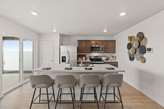 13516 W Crosswinds Ave, Airway Heights, WA 99001