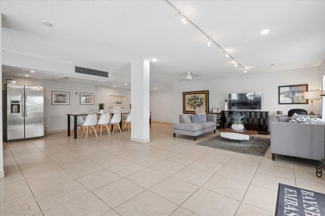 550 Bayshore Drive 314, Fort Lauderdale, FL 33304