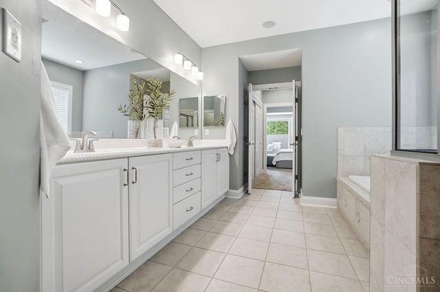 6547 Shady Oak Lane, Mason, OH 45040