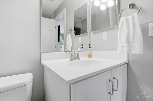 6547 Shady Oak Lane, Mason, OH 45040
