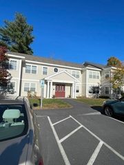 521 Main St D, Groton, MA 01450