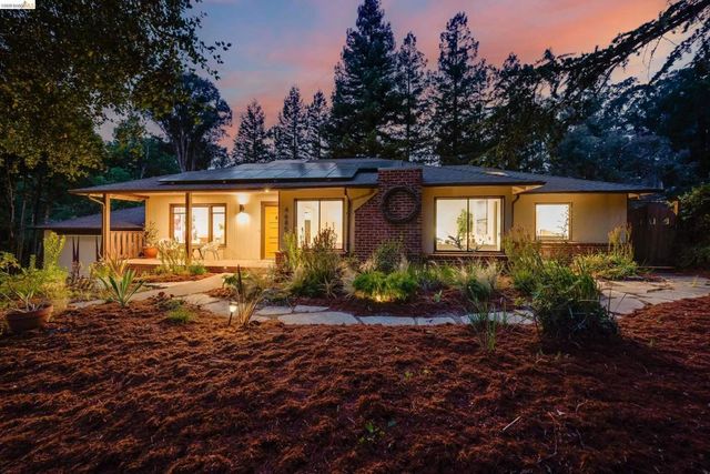 4685 Commonwealth Dr, Oakland, CA 94605