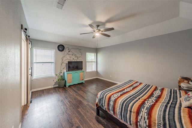 137 Roberts Drive, Saginaw, TX 76179