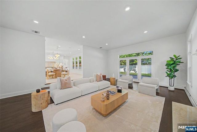 337 Franklin, Haworth, NJ 07641