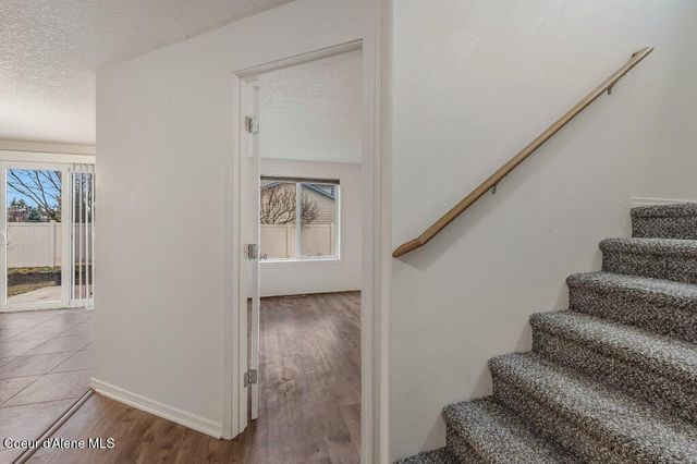 1574 N MOONSTONE ST, Post Falls, ID 83854