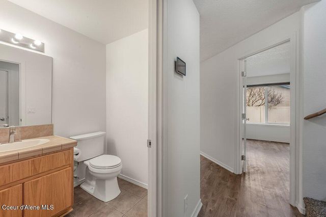 1574 N MOONSTONE ST, Post Falls, ID 83854