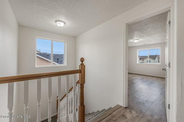 1574 N MOONSTONE ST, Post Falls, ID 83854