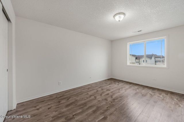 1574 N MOONSTONE ST, Post Falls, ID 83854