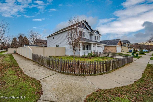 1574 N MOONSTONE ST, Post Falls, ID 83854