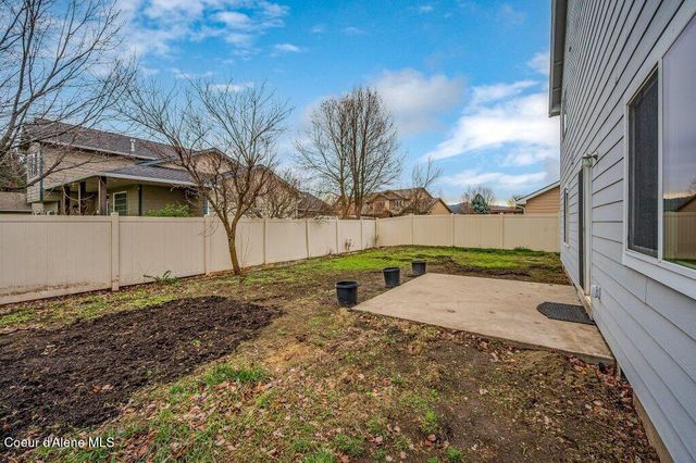 1574 N MOONSTONE ST, Post Falls, ID 83854