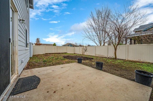 1574 N MOONSTONE ST, Post Falls, ID 83854