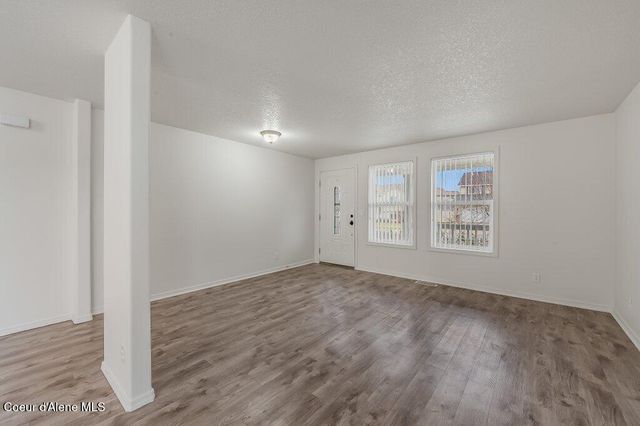 1574 N MOONSTONE ST, Post Falls, ID 83854