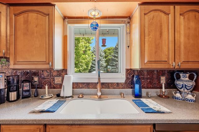 211 S Barker Rd, Spokane Valley, WA 99016