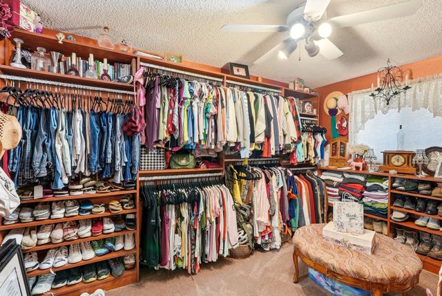 211 S Barker Rd, Spokane Valley, WA 99016